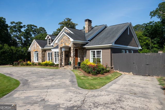 2609 Hilton Avenue, Columbus, GA 31906