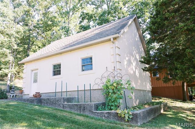 1602 Woodson Drive, Owensville, MO 65066