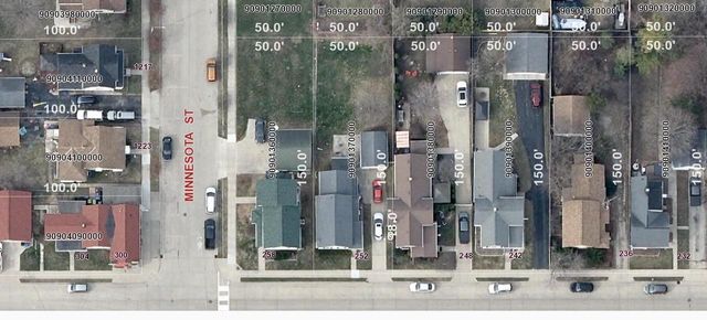 236 W SOUTH PARK AVENUE, Oshkosh, WI 54902