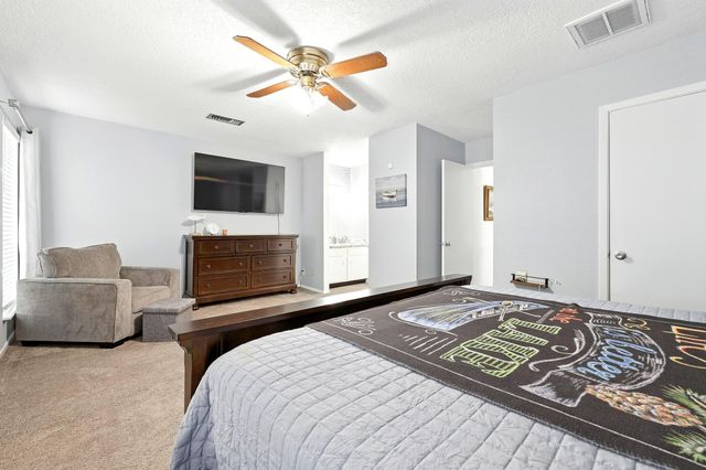 100 Edgewater Drive 39, Livingston, TX 77351