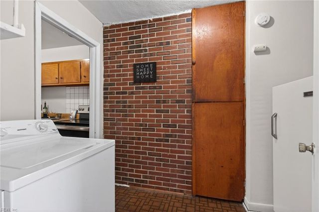 724 S Westgrove RD, Virginia Beach, VA 23455