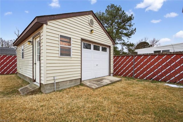 724 S Westgrove RD, Virginia Beach, VA 23455