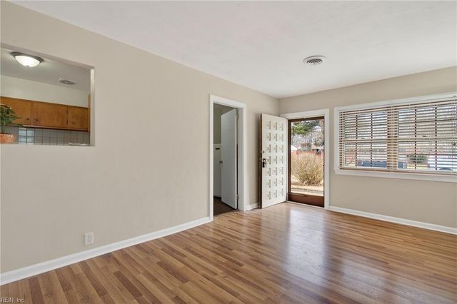 724 S Westgrove RD, Virginia Beach, VA 23455