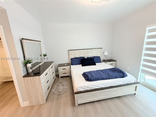 1938 Jackson St 202, Hollywood, FL 33020