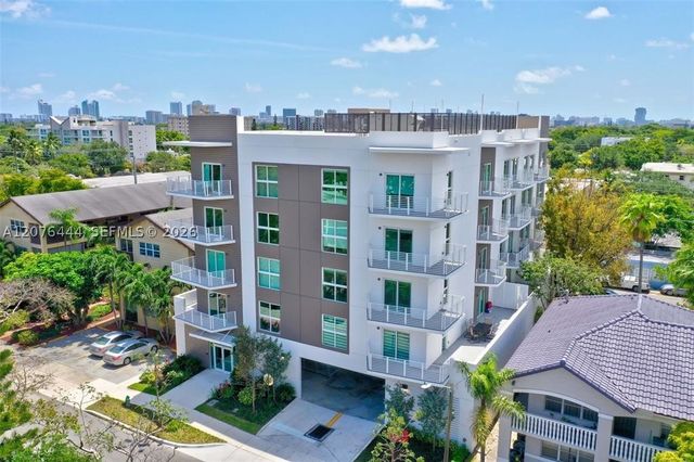 1938 Jackson St 202, Hollywood, FL 33020