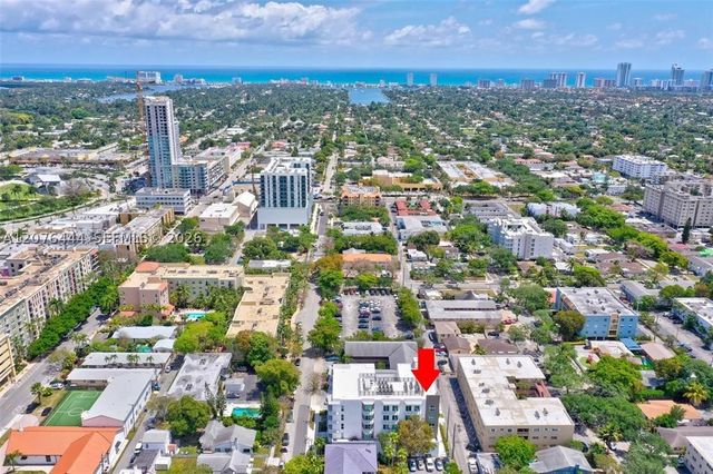 1938 Jackson St 202, Hollywood, FL 33020