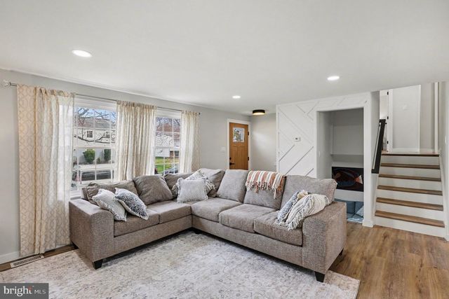 9205 FRIAR RD, Fort Washington, MD 20744