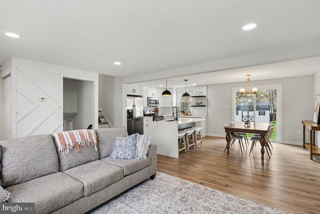 9205 FRIAR RD, Fort Washington, MD 20744