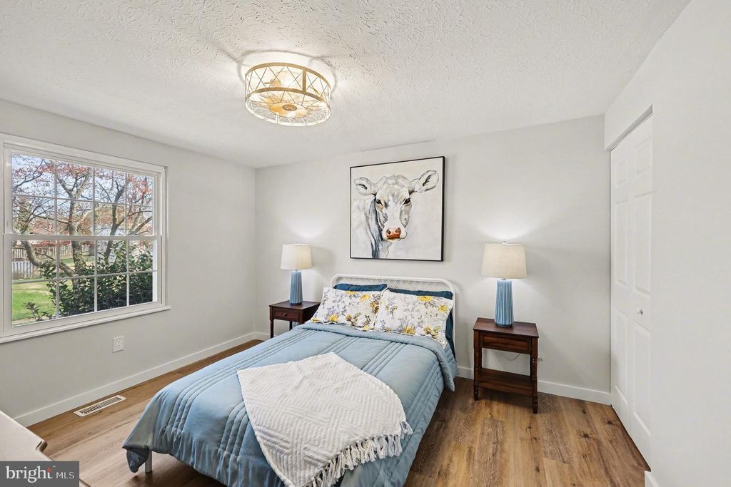 Image 14 of property listing at 9205 FRIAR RD, Fort Washington, MD 20744