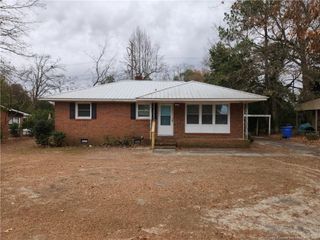 3923 Glenridge Road, Fayetteville, NC 28304