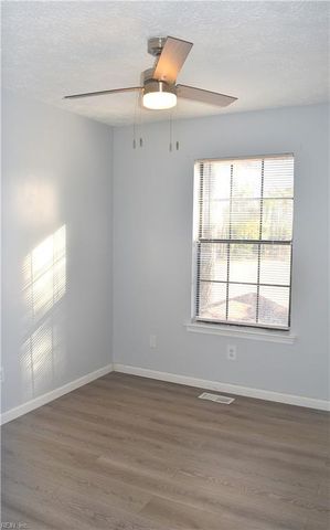 304 Circuit Ln Unit B, Newport News, VA 23608