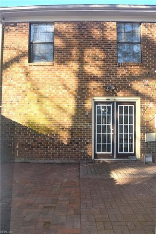 304 Circuit Ln Unit B, Newport News, VA 23608