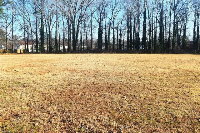 304 Circuit Ln Unit B, Newport News, VA 23608