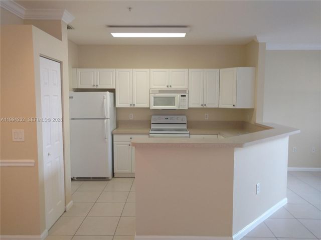 4404 SW 160th Ave 814, Miramar, FL 33027