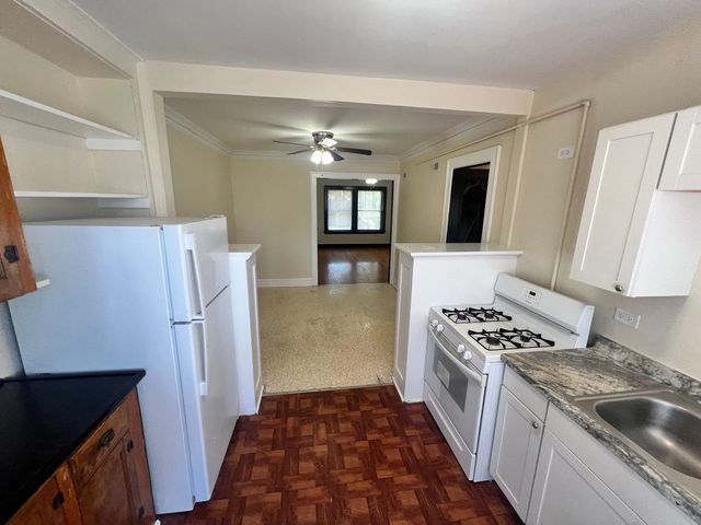 3021 W 58th Street 2, Chicago, IL 60629