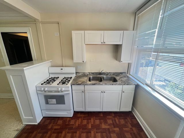 3021 W 58th Street 2, Chicago, IL 60629