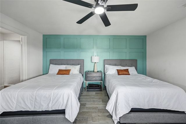 111 Caribbean Dr, Corpus Christi, TX 78418