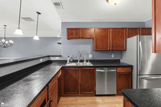 4011 Hampton Ridge Boulevard, Genoa Twp, MI 48843