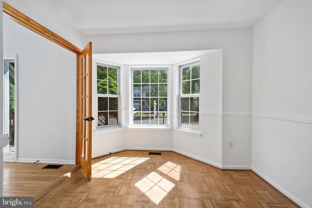Image 11 of property listing at 404 PRAIRIE CT, Upper Marlboro, MD 20774