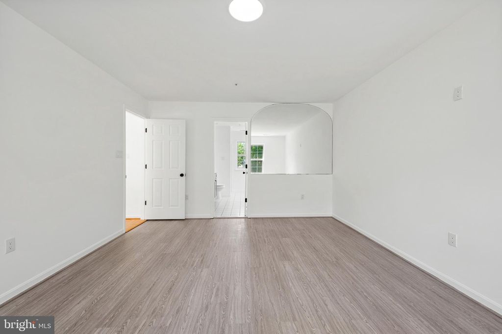 Image 19 of property listing at 404 PRAIRIE CT, Upper Marlboro, MD 20774