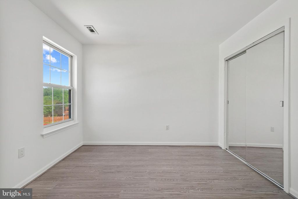 Image 23 of property listing at 404 PRAIRIE CT, Upper Marlboro, MD 20774