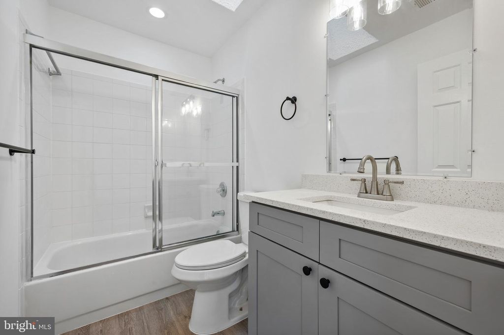 Image 25 of property listing at 404 PRAIRIE CT, Upper Marlboro, MD 20774