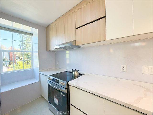 1 Quiet Hills Circle Drive, Phillips Ranch, CA 91766