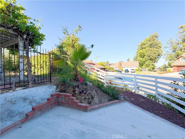 1 Quiet Hills Circle Drive, Phillips Ranch, CA 91766