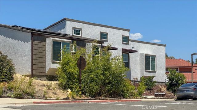 1 Quiet Hills Circle Drive, Phillips Ranch, CA 91766