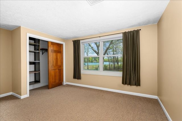 96 Ridge Rd, Northborough, MA 01532