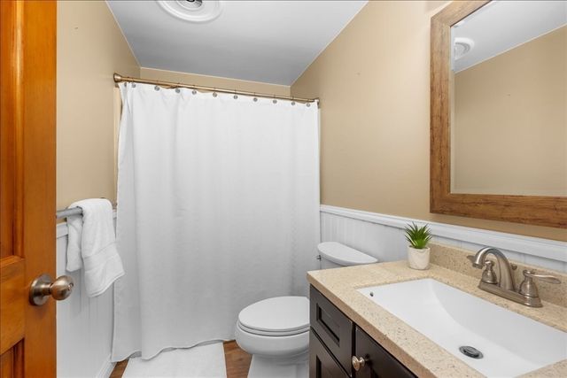 96 Ridge Rd, Northborough, MA 01532