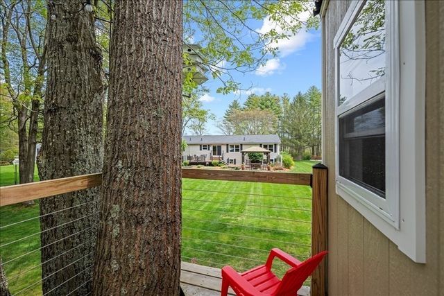 96 Ridge Rd, Northborough, MA 01532