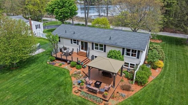 96 Ridge Rd, Northborough, MA 01532
