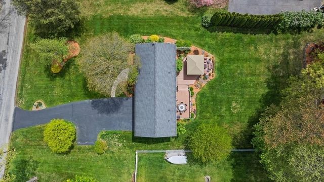96 Ridge Rd, Northborough, MA 01532
