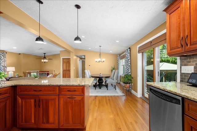 96 Ridge Rd, Northborough, MA 01532