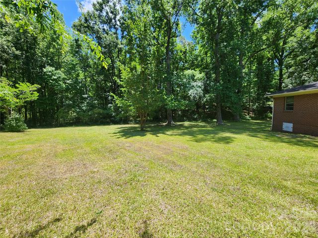 2333 Lynwood Drive, Lancaster, SC 29720
