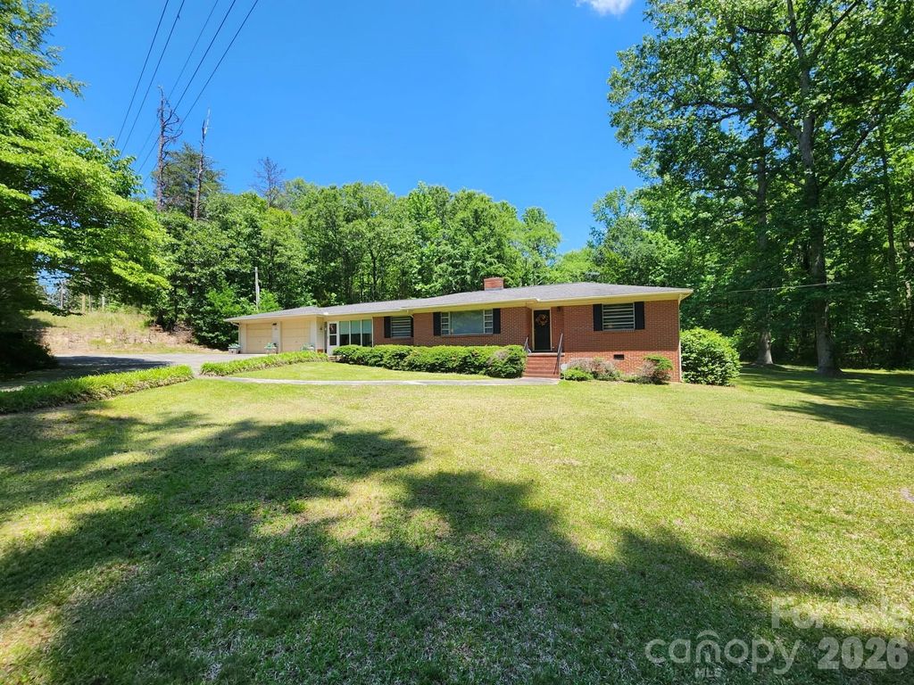 2333 Lynwood Drive, Lancaster, SC 29720