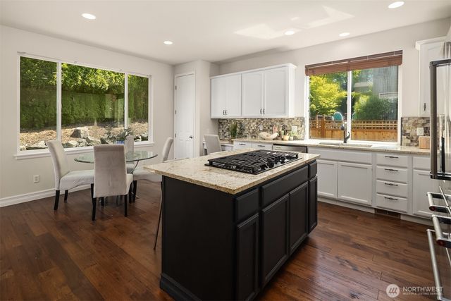 16148 Parkside Way SE, Renton, WA 98058