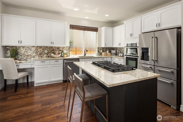 16148 Parkside Way SE, Renton, WA 98058