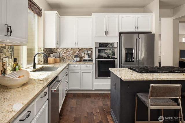 16148 Parkside Way SE, Renton, WA 98058