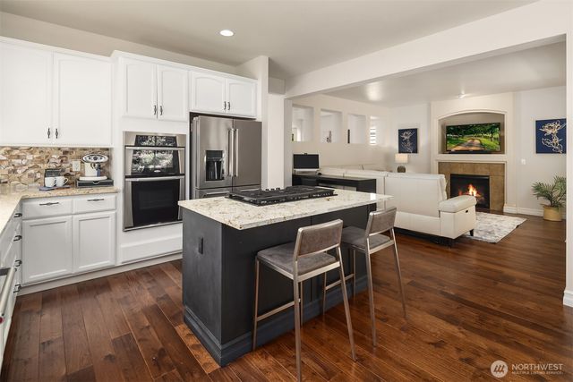 16148 Parkside Way SE, Renton, WA 98058