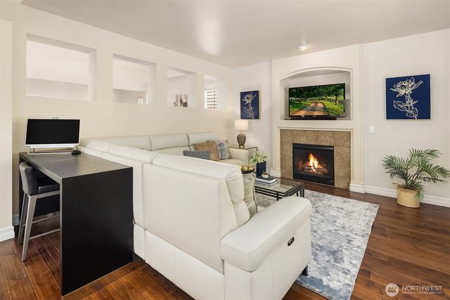 16148 Parkside Way SE, Renton, WA 98058