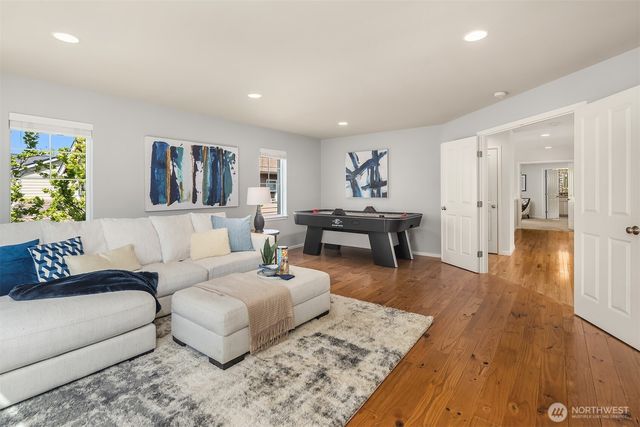 16148 Parkside Way SE, Renton, WA 98058