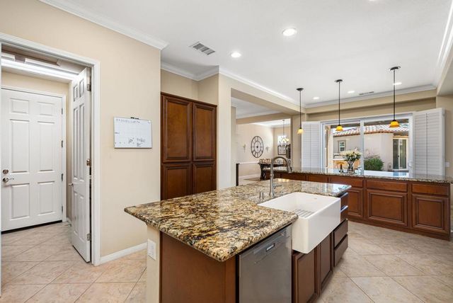 81271 Jasmine Court, La Quinta, CA 92253