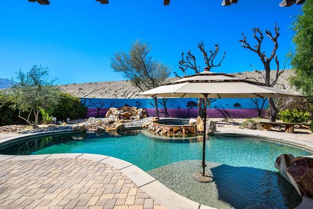 81271 Jasmine Court, La Quinta, CA 92253