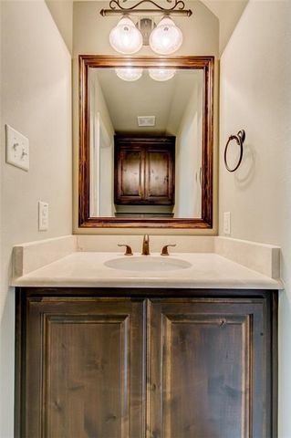 190 Ethan Drive, Hudson Oaks, TX 76087