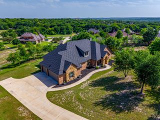 190 Ethan Drive, Hudson Oaks, TX 76087