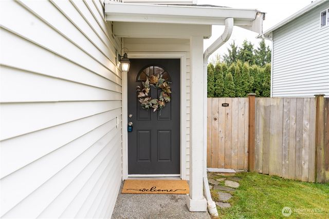 2606 123rd Pl SW, Unit B, Everett, WA 98204