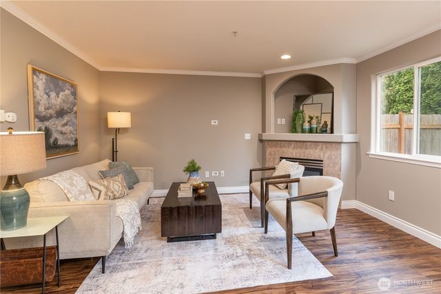 2606 123rd Pl SW, Unit B, Everett, WA 98204