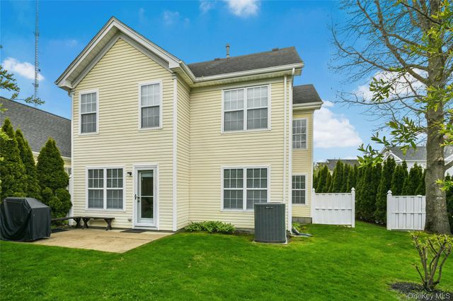 1 Ariel Drive, Middle Island, NY 11953